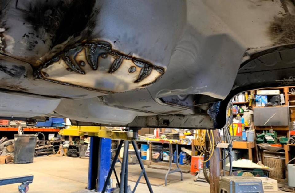 KR Auto Body Repair Restoration LLC Offers Auto Body Repair Services in